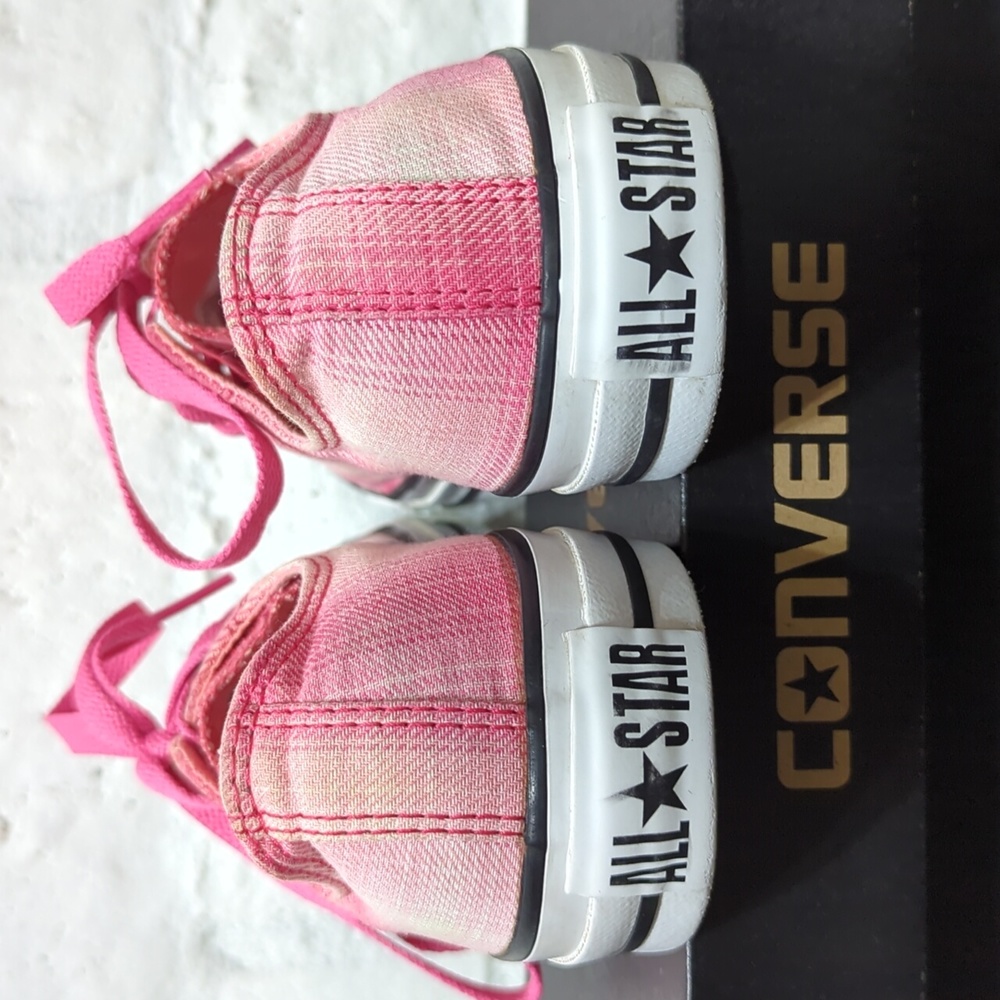 🩷 Pink Plaid Converse All Stars 🩷 - Picture 5 of 9